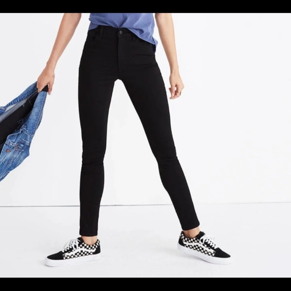Madewell black roadtripper jeans